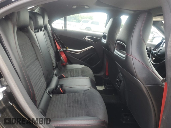 2014 Mercedes-Benz CLA 250 with VIN WDDSJ4EB5EN159975, listed as a Copart auction lot 60390585 with 86,166 mi miles and Salvage title. Bid and sale history available at DreamBid. Image 10.