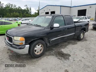 2002 GMC Sierra 1500 SLE z VIN 2GTEC19V721367115, wystawiony jako Copart lot #56102055 z przebiegiem 260 503 mil mil oraz Szkoda całkowita • Salvage title. Historia ofert i sprzedaży dostępna na DreamBid. Obrazek 1.