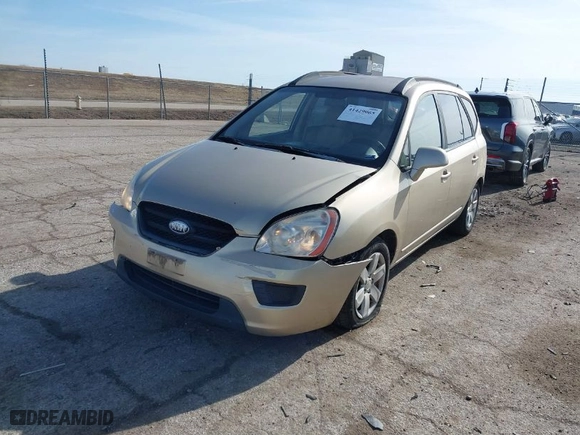2008 Kia Rondo EX with VIN KNAFG526987175321, listed as a IAAI auction lot 41429065 with 187,704 mi miles. Bid and sale history available at carsss.com. Image 6.