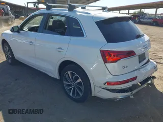 2023 Audi Q5 S line Premium Plus z VIN WA1EAAFY1P2127967, wystawiony jako IAAI lot #42327485 z przebiegiem 52 754 mil mil oraz . Historia ofert i sprzedaży dostępna na DreamBid. Obrazek 3.