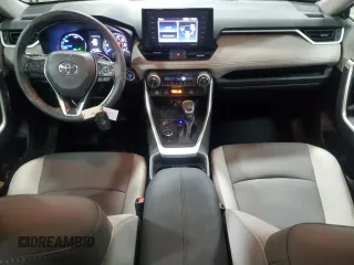 2021 Toyota RAV4 Hybrid LE with VIN 4T3B6RFV8MU009416, listed as a Copart auction lot 45218725 with 132,840 mi miles and Salvage Title. Bid and sale history available at carsss.com. Image 8.