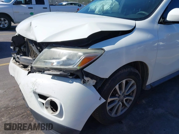 2016 Nissan Pathfinder Platinum with VIN 5N1AR2MM2GC643957, listed as a IAAI auction lot 41650970 with 165,177 mi miles. Bid and sale history available at carsss.com. Image 17.