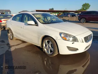 2013 Volvo S60 T5 Premier with VIN YV1612FS4D1211904, listed as a IAAI auction lot 42228398 with 75,863 mi miles and . Bid and sale history available at DreamBid. Image 1.