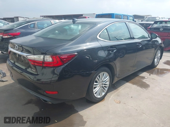2016 Lexus ES with VIN 58ABK1GG0GU004813, listed as a IAAI auction lot 42114069 with 111,622 mi miles. Bid and sale history available at carsss.com. Image 4.