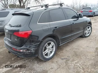 2014 Audi Q5 Premium Plus z VIN WA1DGAFPXEA091359, wystawiony jako IAAI lot #41435590 z przebiegiem 181 440 mil mil oraz . Historia ofert i sprzedaży dostępna na DreamBid. Obrazek 4.