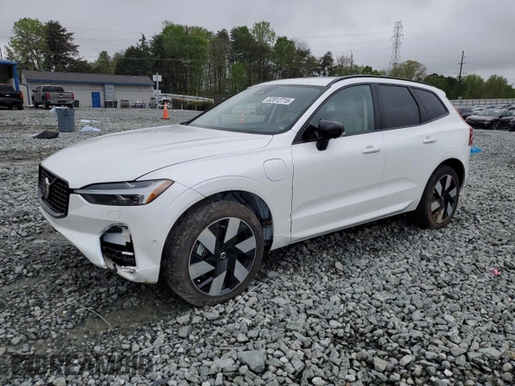 2025 Volvo XC60 Ultra с VIN YV4H60RM8S1054504, выставлен на аукционе Copart как лот 52812715 с пробегом 1 752 миль миль и Списание • Salvage title. История ставок и продаж доступна на DreamBid. Изображение 1.