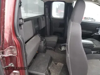 2010 GMC Canyon z VIN 1GTKTFDE5A8123398, wystawiony jako Copart lot #88504215 z przebiegiem 199 472 mil mil oraz Szkoda całkowita • Salvage title. Historia ofert i sprzedaży dostępna na DreamBid. Obrazek 10.