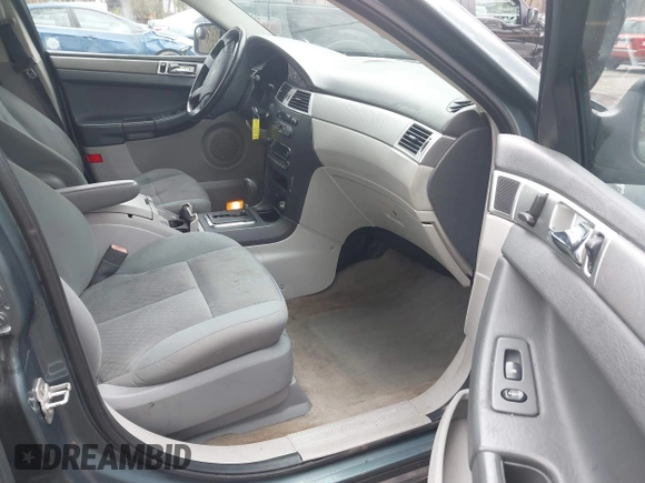 2007 Chrysler Pacifica Touring with VIN 2A8GM68X77R253736, listed as a IAAI auction lot 41743531 with 146,601 mi miles. Bid and sale history available at carsss.com. Image 5.