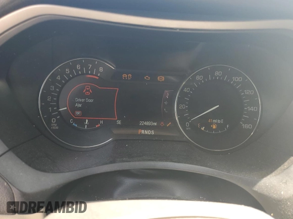 2015 Lincoln MKZ with VIN 3LN6L2J92FR602820, listed as a Copart auction lot 53164855 with 224,893 mi miles and Salvage title. Bid and sale history available at DreamBid. Image 9.