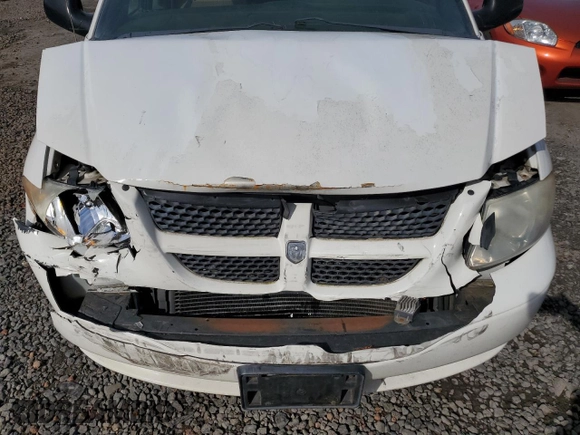 2004 Dodge Caravan SE with VIN 1D4GP24R74B526184, listed as a Copart auction lot 50618935 with 216,592 mi miles and Salvage Title. Bid and sale history available at carsss.com. Image 12.