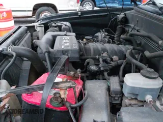 2005 Toyota Tundra Limited with VIN 5TBET38105S485944, listed as a IAAI auction lot 42783622 with 273,801 mi miles and . Bid and sale history available at DreamBid. Image 19.