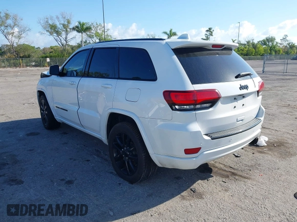 2018 Jeep Grand Cherokee Altitude with VIN 1C4RJEAG7JC197150, listed as a IAAI auction lot 41709016 with 94,480 mi miles. Bid and sale history available at carsss.com. Image 3.