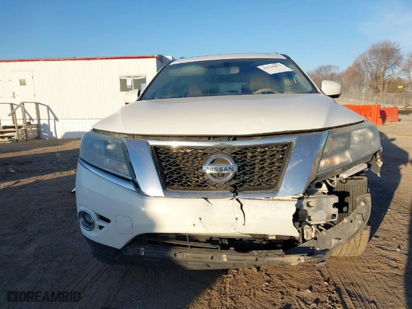 2014 Nissan Pathfinder Platinum with VIN 5N1AR2MM8EC650425, listed as a IAAI auction lot 41516875 with 149,869 mi miles. Bid and sale history available at carsss.com. Image 13.
