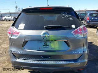 2015 Nissan Rogue S with VIN KNMAT2MV7FP569005, listed as a IAAI auction lot 41675561 with 89,848 mi miles. Bid and sale history available at carsss.com. Image 17.