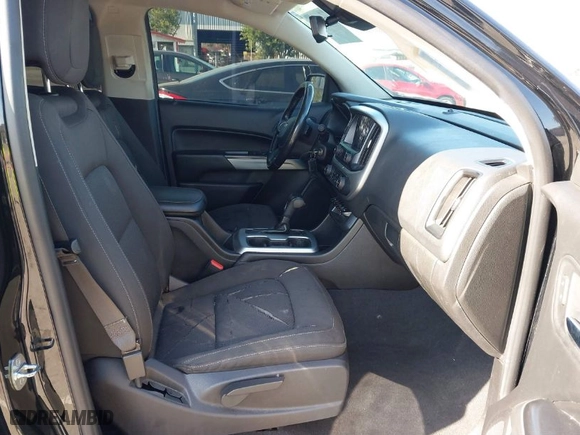 2020 Chevrolet Colorado 2WD LT with VIN 1GCGSCEN7L1143427, listed as a IAAI auction lot 41765329 with 65,767 mi miles. Bid and sale history available at carsss.com. Image 5.