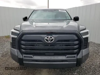 2023 Toyota Tundra SR with VIN 5TFKB5DB3PX107136, listed as a Copart auction lot 80762464 with 19,534 mi miles and Clean title. Bid and sale history available at DreamBid. Image 5.