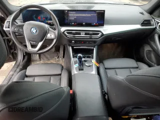 2023 BMW i4 eDrive35 z VIN WBY43AW04PFP61934, wystawiony jako Copart lot #48541455 z przebiegiem 37 042 mil mil oraz Czysty tytuł • Clean title. Historia ofert i sprzedaży dostępna na DreamBid. Obrazek 8.