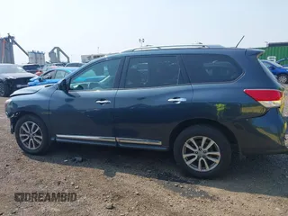 2014 Nissan Pathfinder S with VIN 5N1AR2MM0EC683354, listed as a IAAI auction lot 42413348 with 95,089 mi miles and . Bid and sale history available at DreamBid. Image 15.