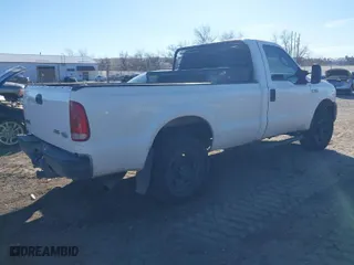 2006 Ford Super Duty F-250 XL with VIN 1FTNF21556EA37597, listed as a IAAI auction lot 41391060 with 493,238 mi miles. Bid and sale history available at carsss.com. Image 4.