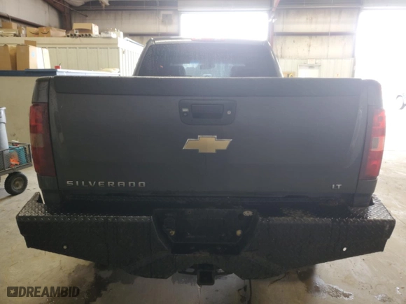2011 Chevrolet Silverado 2500HD LT with VIN 1GC1KXC80BF230209, listed as a Copart auction lot 44757865 with 325,580 mi miles and Non Repairable. Bid and sale history available at carsss.com. Image 6.