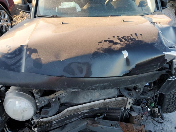2011 Jeep Patriot Latitude X with VIN 1J4NF4GBXBD127718, listed as a Copart auction lot 89150475 with 162,186 mi miles and Salvage Title. Bid and sale history available at DreamBid. Image 12.