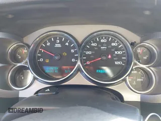2009 Chevrolet Silverado 1500 with VIN 1GCEC24039Z215240, listed as a IAAI auction lot 41308199 with 104,662 mi miles and . Bid and sale history available at DreamBid. Image 7.