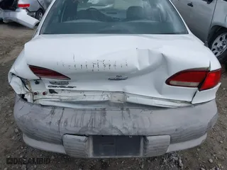 1999 Chevrolet Cavalier with VIN 1G1JC5241X7260880, listed as a IAAI auction lot 41971932 with 209,166 mi miles. Bid and sale history available at carsss.com. Image 6.