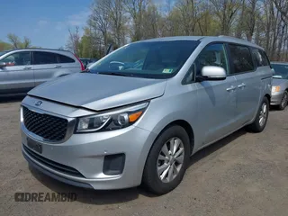 2017 Kia Sedona LX with VIN KNDMB5C17H6292641, listed as a IAAI auction lot 42010175 with 95,247 mi miles. Bid and sale history available at carsss.com. Image 17.