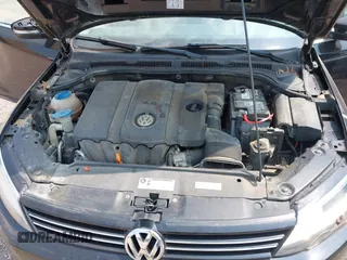 2013 Volkswagen Jetta SE with VIN 3VWDX7AJ8DM285270, listed as a IAAI auction lot 42328752 with 181,942 mi miles and . Bid and sale history available at DreamBid. Image 10.
