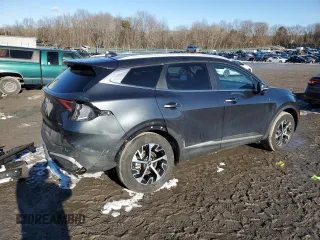 2025 Kia Sportage EX with VIN 5XYK3CDF9SG237941, listed as a Copart auction lot 45495735 with 1,549 mi miles and Salvage Title. Bid and sale history available at carsss.com. Image 3.