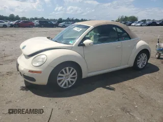 2008 Volkswagen Beetle SE with VIN 3VWRG31Y68M406704, listed as a Copart auction lot 61774055 with 116,793 mi miles and Salvage title. Bid and sale history available at DreamBid. Image 1.