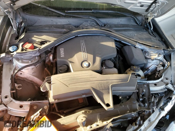 2018 BMW 3 Series 320i z VIN WBA8A9C53JAH13580, wystawiony jako Copart lot #74579773 z przebiegiem 26 828 mil mil oraz Nie do naprawy • Non repairable. Historia ofert i sprzedaży dostępna na DreamBid. Obrazek 11.
