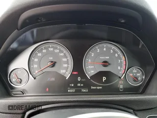 2018 BMW M4 z VIN WBS4Y9C5XJAC86825, wystawiony jako Copart lot #46914075 z przebiegiem 80 257 mil mil oraz Szkoda całkowita • Salvage title. Historia ofert i sprzedaży dostępna na DreamBid. Obrazek 9.