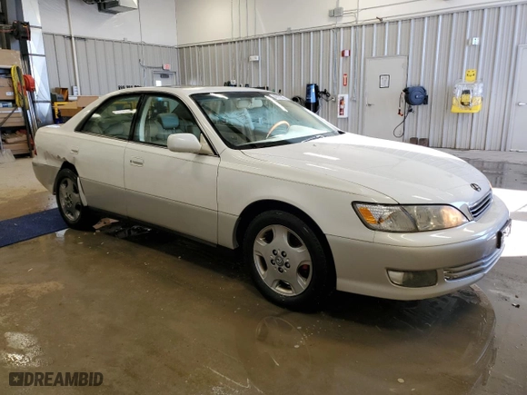 2001 Lexus ES 300 with VIN JT8BF28G710320436, listed as a Copart auction lot 46912265 with 207,842 mi miles and Clean Title. Bid and sale history available at carsss.com. Image 4.
