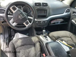 2017 Dodge Journey SXT z VIN 3C4PDCBB8HT605255, wystawiony jako Copart lot #70181714 z przebiegiem Nie podano mil oraz Szkoda całkowita • Salvage title. Historia ofert i sprzedaży dostępna na DreamBid. Obrazek 8.