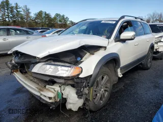 2015 Volvo XC70 T5 Drive-E Premier with VIN YV440MBK4F1231295, listed as a Copart auction lot 79993214 with 129,593 mi miles and Salvage Title. Bid and sale history available at DreamBid. Image 1.