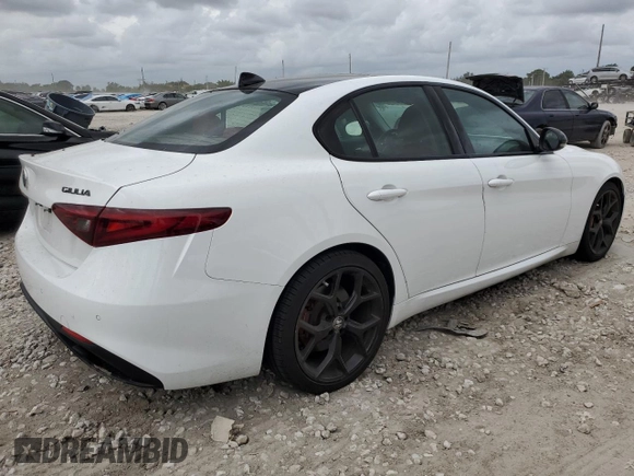 2019 Alfa Romeo Giulia Sport with VIN ZARFAMAN4K7612887, listed as a Copart auction lot 77937084 with 40,167 mi miles and Salvage Title. Bid and sale history available at carsss.com. Image 3.