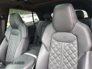 2021 Audi SQ8 Premium Plus z VIN WA1AWBF14MD028066, wystawiony jako Copart lot #63195873 z przebiegiem 30 644 mil mil oraz . Historia ofert i sprzedaży dostępna na DreamBid. Obrazek 10.