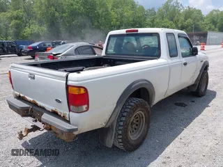 1998 Ford Ranger XL with VIN 1FTZR15U3WTA74888, listed as a IAAI auction lot 42401855 with 170,450 mi miles and . Bid and sale history available at DreamBid. Image 4.