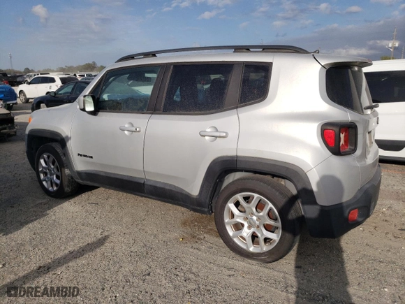 2015 Jeep Renegade Latitude with VIN ZACCJABT5FPB40605, listed as a Copart auction lot 49846865 with 123,678 mi miles and Clean Title. Bid and sale history available at carsss.com. Image 2.