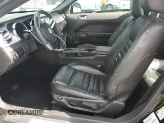 2005 Ford Mustang GT Deluxe с VIN 1ZVHT82H955140714, выставлен на аукционе Copart как лот 63867025 с пробегом 93 237 миль миль и Списание • Salvage title. История ставок и продаж доступна на DreamBid. Изображение 7.