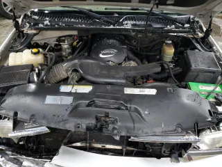 2001 Chevrolet Suburban LS with VIN 1GNFK16T71J274858, listed as a Copart auction lot 41432605 with 215,844 mi miles and Salvage Title. Bid and sale history available at carsss.com. Image 12.