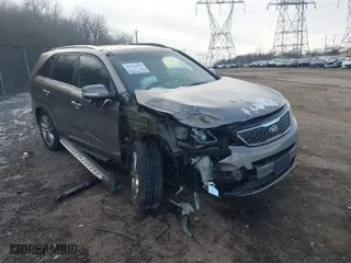 2014 Kia Sorento SX Limited with VIN 5XYKWDA71EG510837, listed as a IAAI auction lot 41311819 with 119,344 mi miles. Bid and sale history available at carsss.com. Image 6.