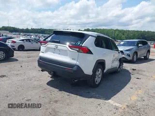 2021 Toyota RAV4 XLE with VIN 2T3W1RFV2MW146030, listed as a IAAI auction lot 42366687 with 88,889 mi miles and . Bid and sale history available at DreamBid. Image 4.