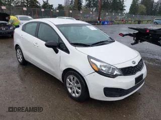 2012 Kia Rio LX with VIN KNADM4A33C6072511, listed as a IAAI auction lot 41993919 with 140,965 mi miles. Bid and sale history available at carsss.com. Image 1.