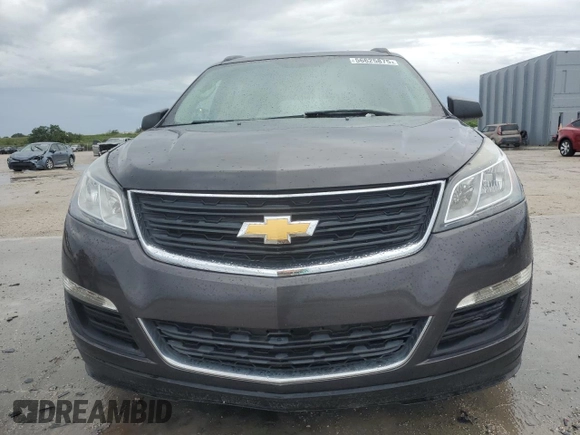 2017 Chevrolet Traverse LS z VIN 1GNKRFED8HJ156393, wystawiony jako Copart lot #56625875 z przebiegiem 92 125 mil mil oraz Szkoda całkowita • Salvage title. Historia ofert i sprzedaży dostępna na DreamBid. Obrazek 5.