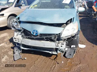 2013 Toyota Prius One with VIN JTDKN3DUXD1693295, listed as a IAAI auction lot 41768901 with 152,620 mi miles. Bid and sale history available at carsss.com. Image 13.
