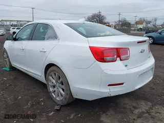 2015 Chevrolet Malibu LT with VIN 1G11D5SL4FF181373, listed as a IAAI auction lot 42043731 with 155,878 mi miles. Bid and sale history available at carsss.com. Image 3.