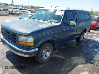 1992 Ford F-150 z VIN 1FTDF15Y7NPA70761, wystawiony jako IAAI lot #42461001 z przebiegiem 180 074 mil mil oraz . Historia ofert i sprzedaży dostępna na DreamBid. Obrazek 2.