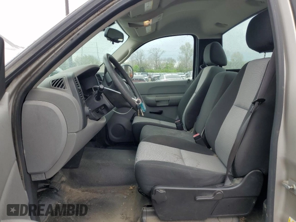 2009 GMC Sierra 1500 Work Truck z VIN 1GTEC14X89Z229254, wystawiony jako Copart lot #54683035 z przebiegiem 121 360 mil mil oraz Szkoda całkowita • Salvage title. Historia ofert i sprzedaży dostępna na DreamBid. Obrazek 7.